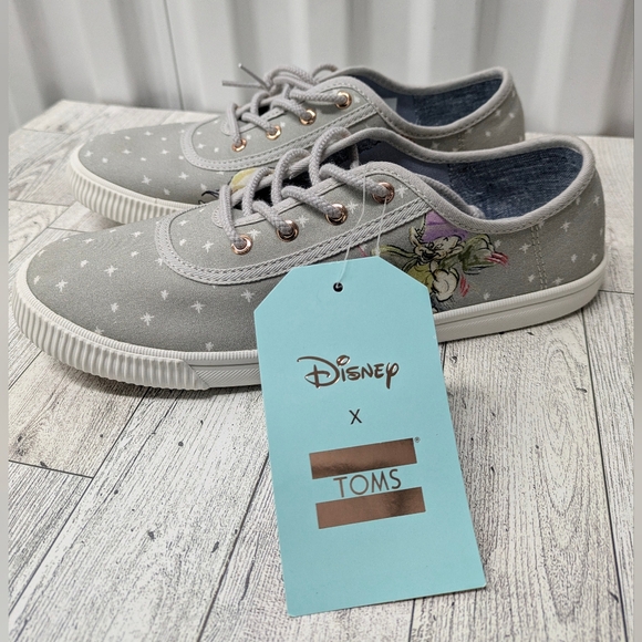 Toms Gray Star Pattern Flats with Disney Character Detail - Picture 2 of 10